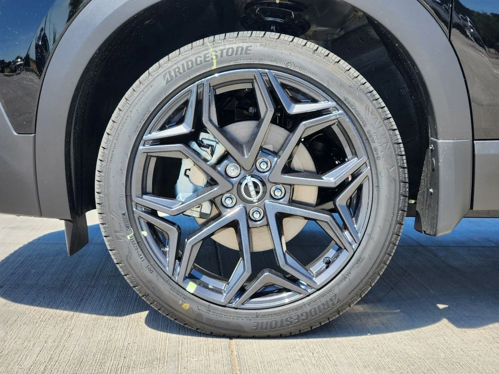 New 2026 Super Black Nissan SR image 8