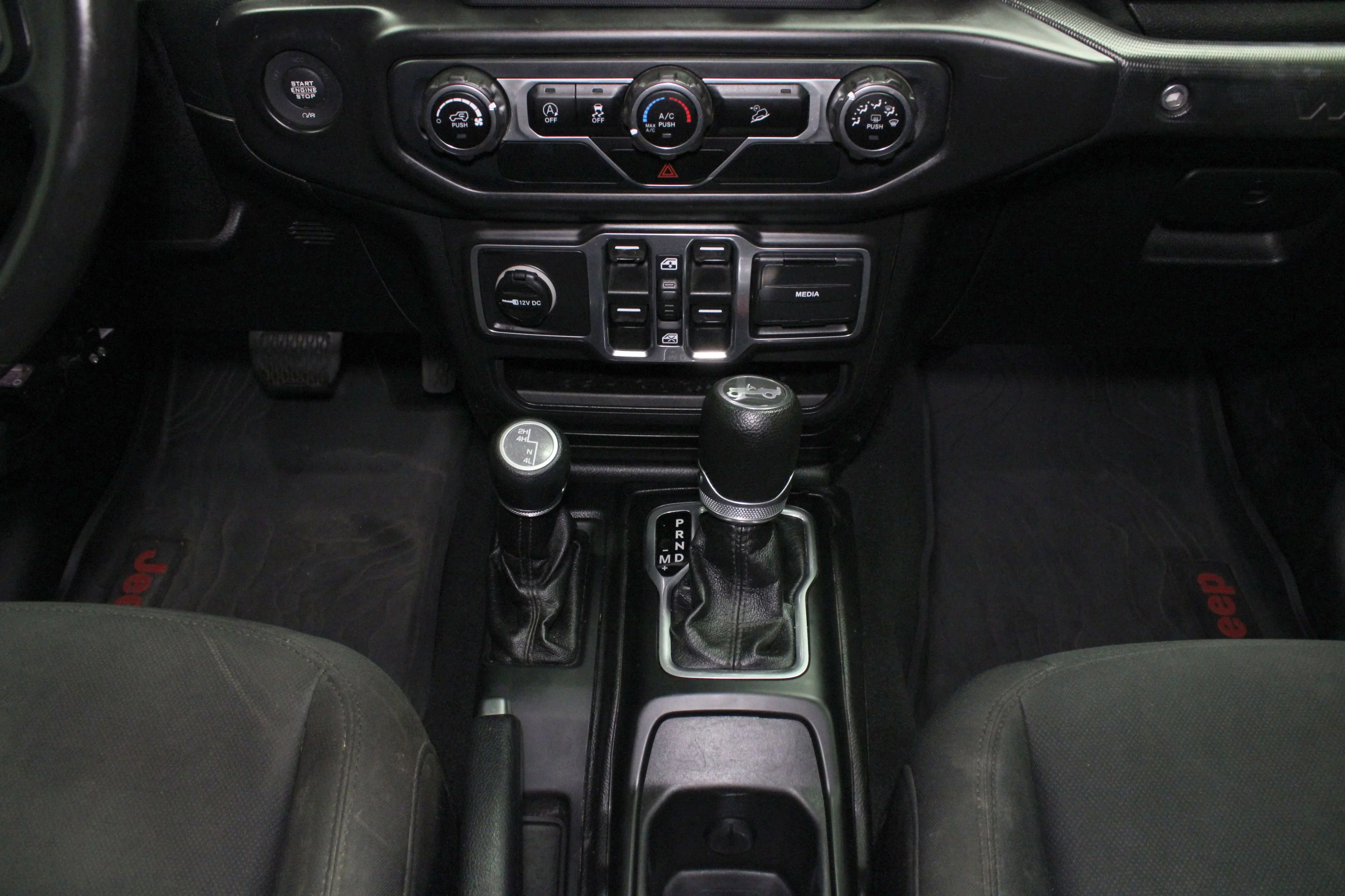 Used 2018 Black Clearcoat Jeep Sport image 17