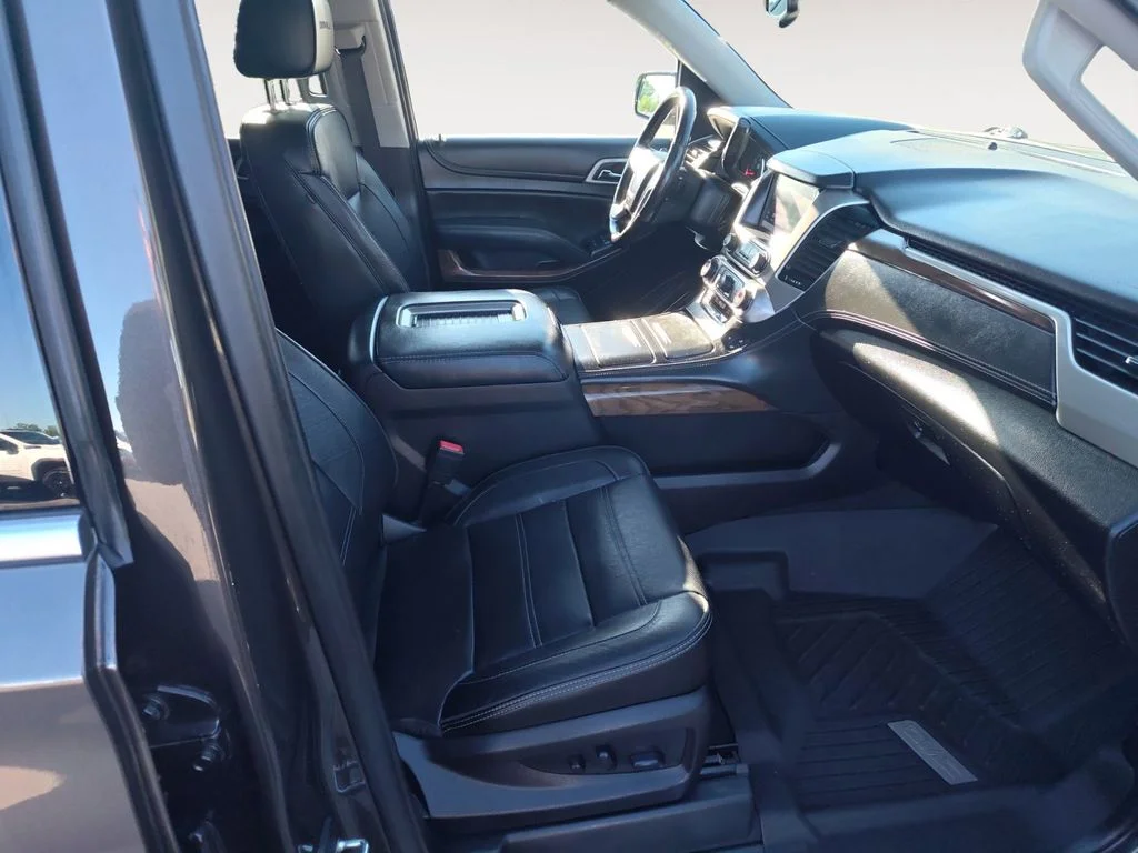 Used 2019 Brown GMC Denali image 15