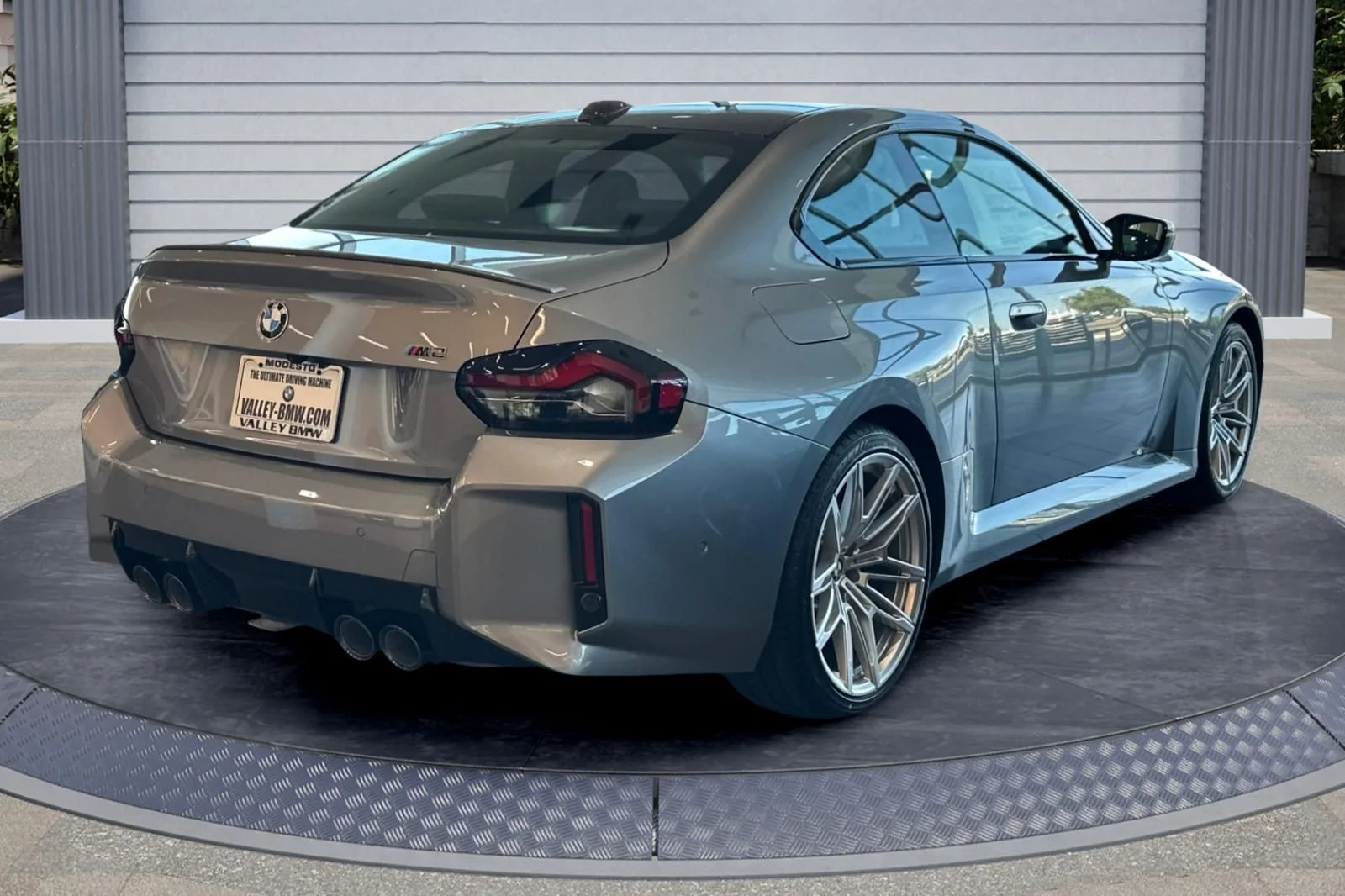 New 2026 Skyscraper Grey Metallic BMW Base image 4