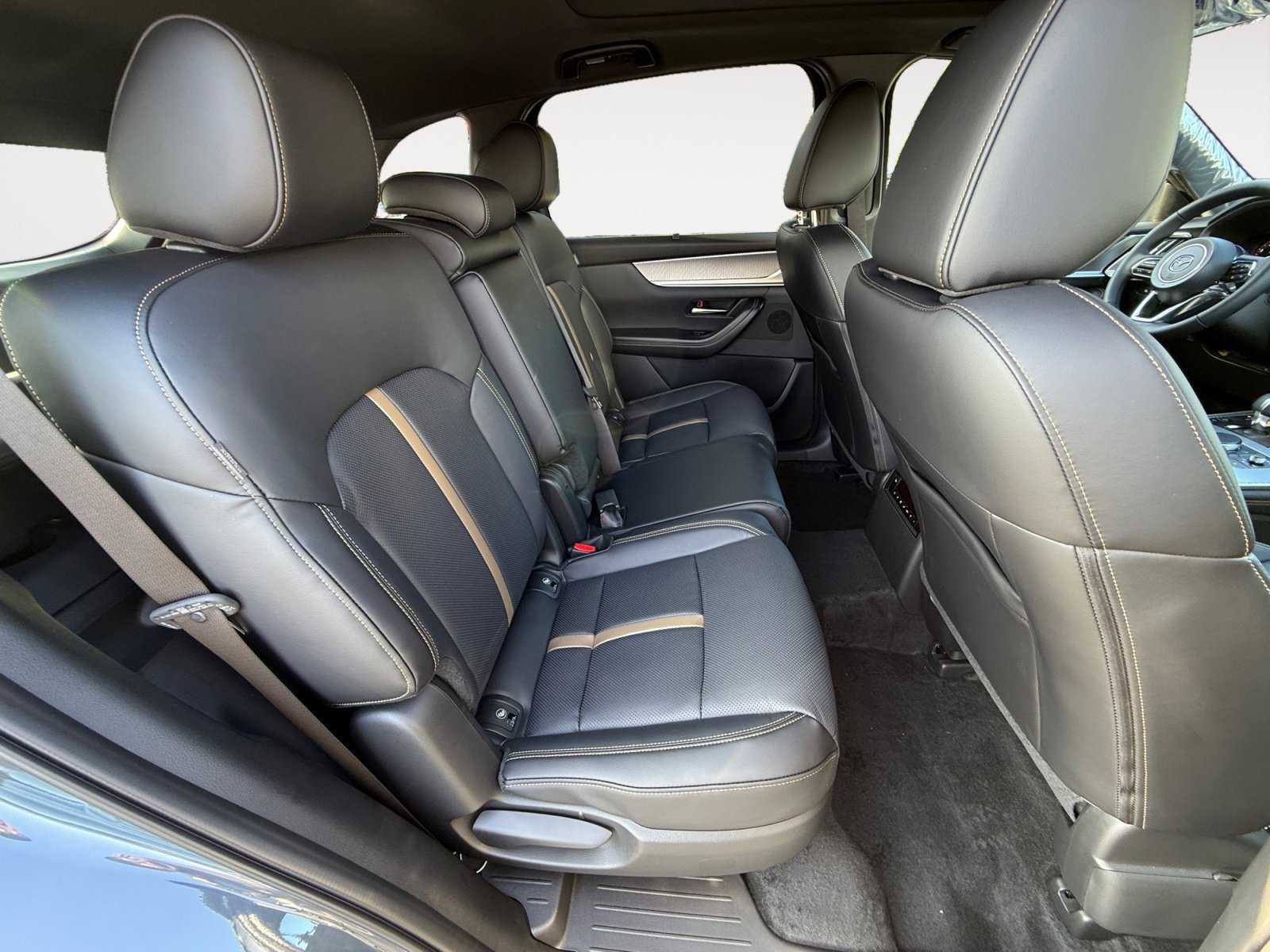 2026 Mazda CX-70 Premium Package - Photo 18