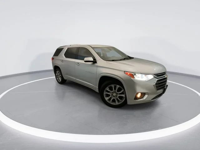 Used 2019 Silver Chevrolet Premier image 6