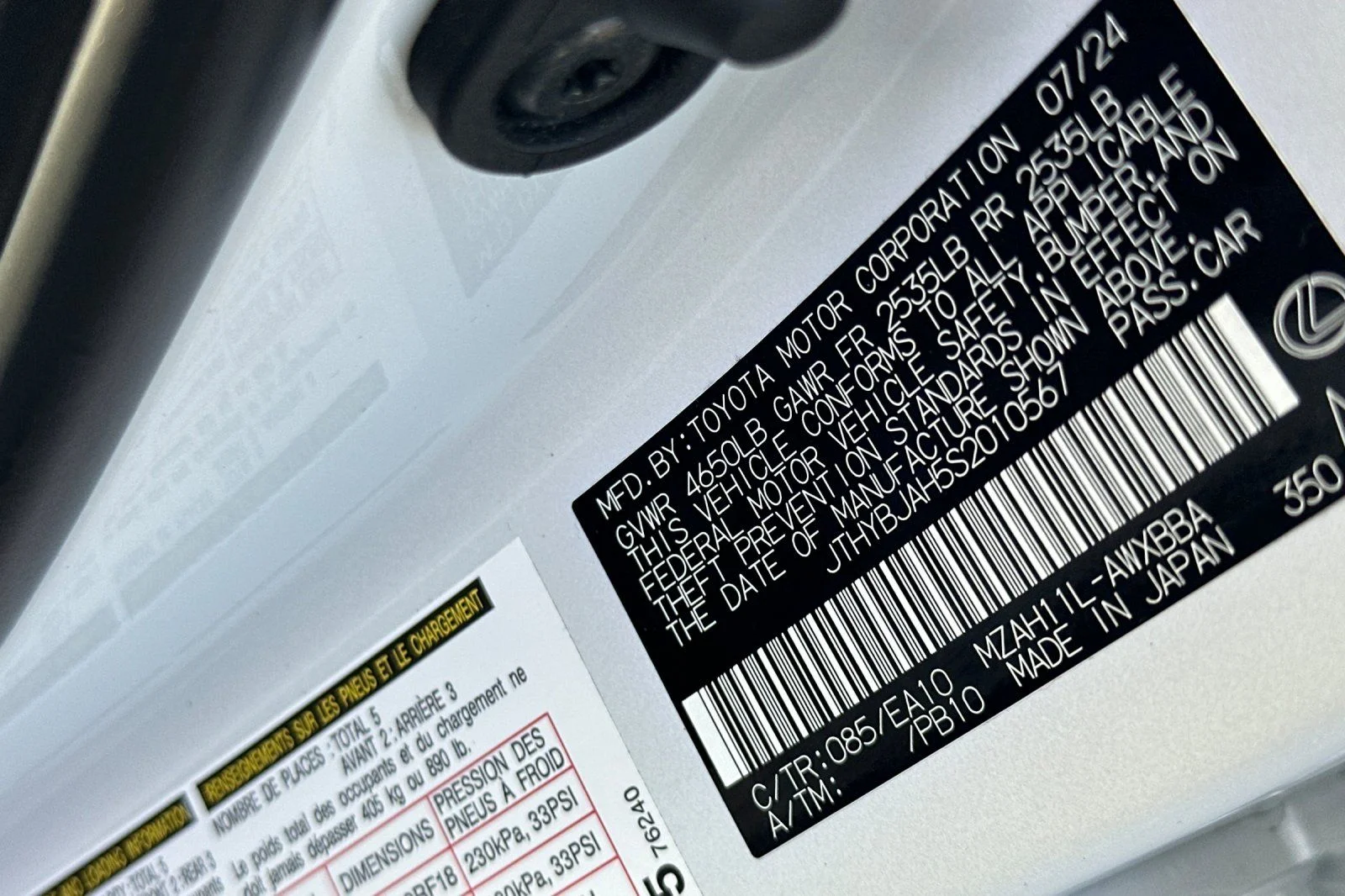 Certified Used 2025 White Pearl Lexus 300h image 22