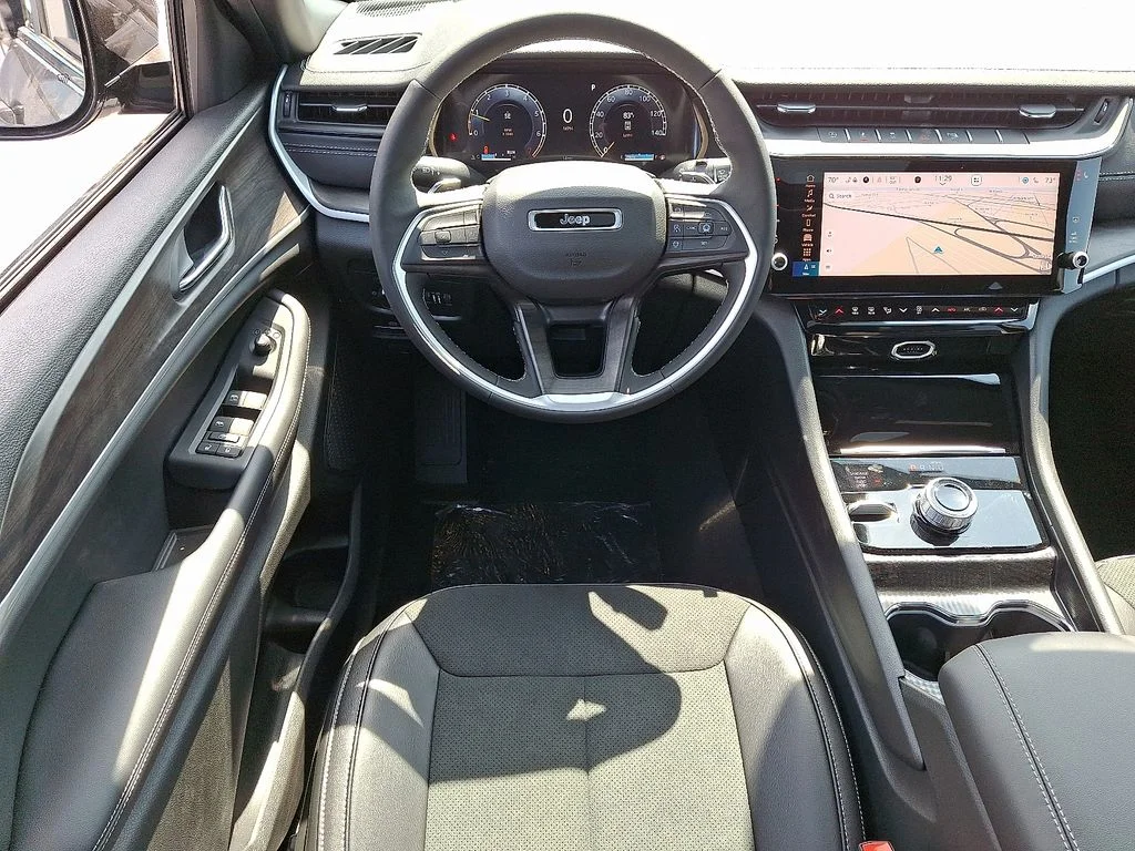 New 2026 Gray Jeep Altitude image 8