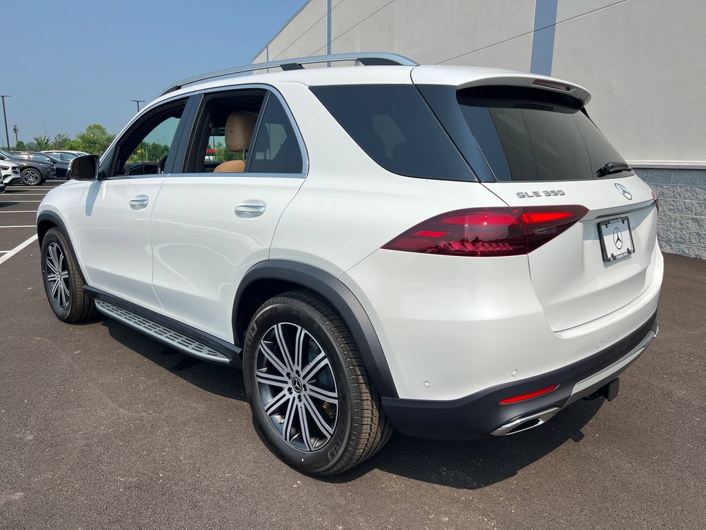New 2026 MANUFAKTUR Moonlight White Metallic Mercedes-Benz GLE 350 image 42