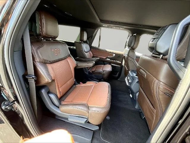 New 2027 Agate Black Metallic Ford MAX King Ranch® image 47