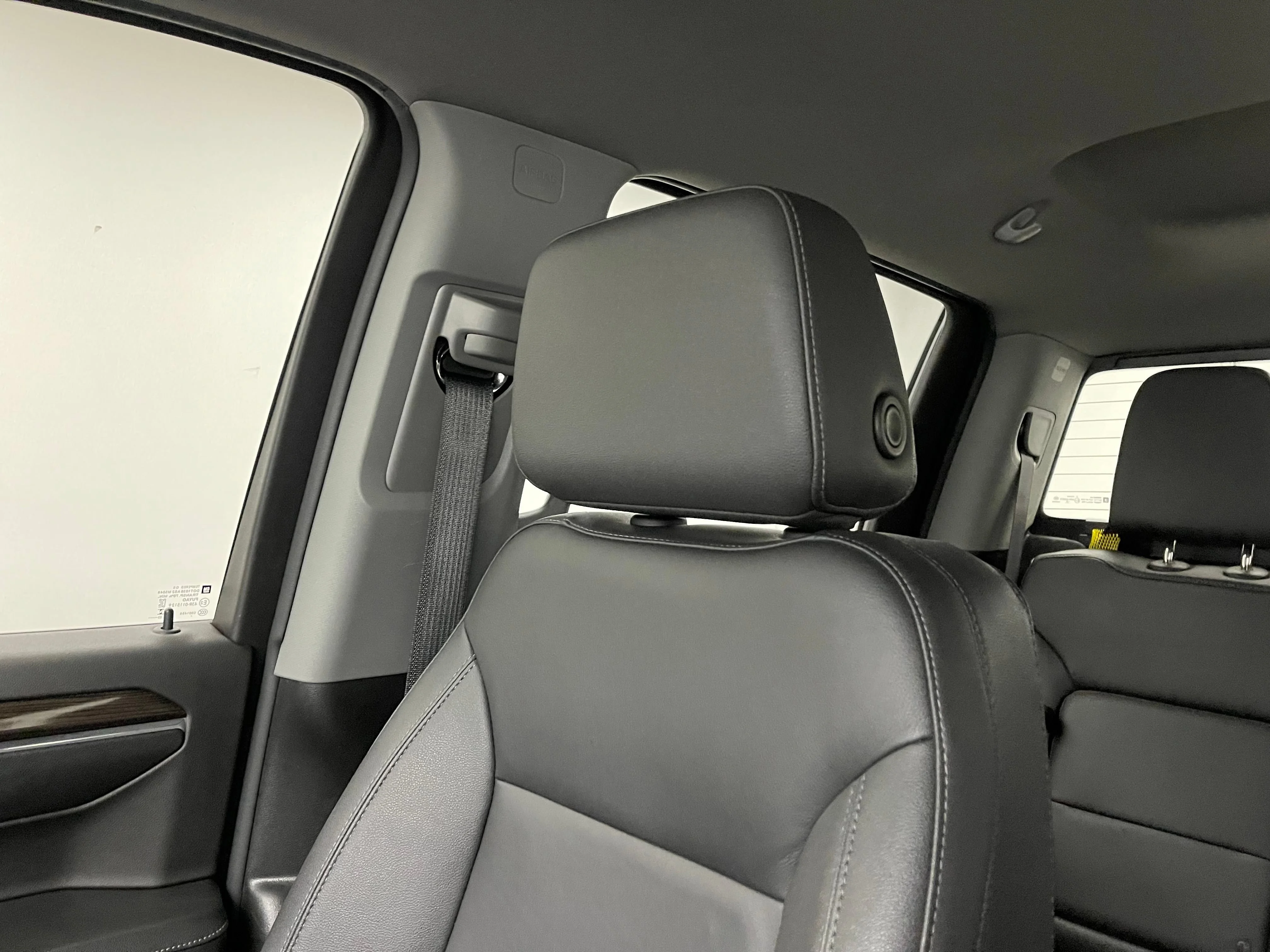Used 2024 Summit White Chevrolet RST image 40