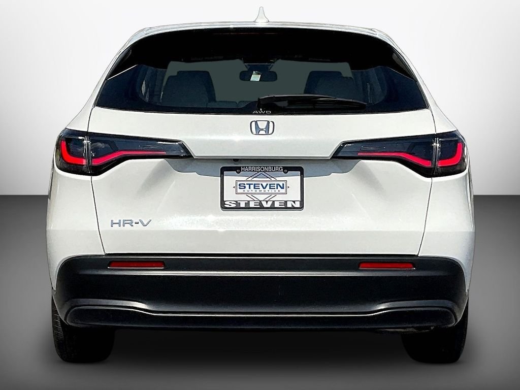 Used 2024 White Honda LX image 5