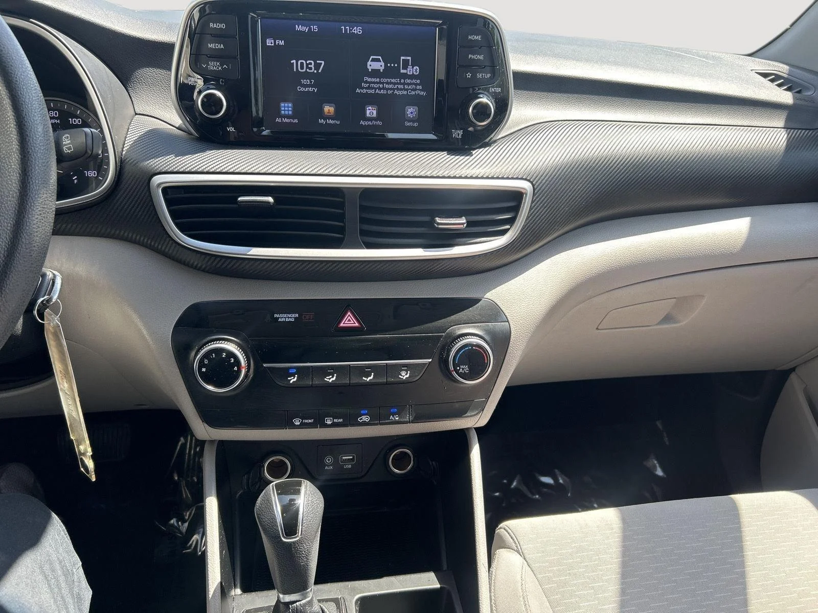 Certified Used 2019 WHITE Hyundai SE image 10
