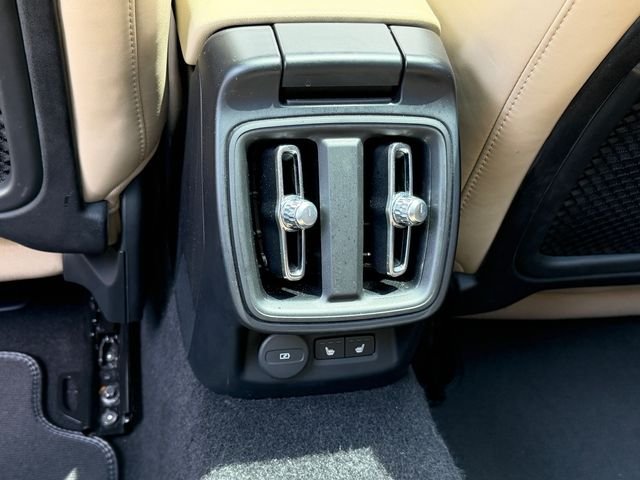Used 2022 White Polestar Long Range Dual Motor image 13