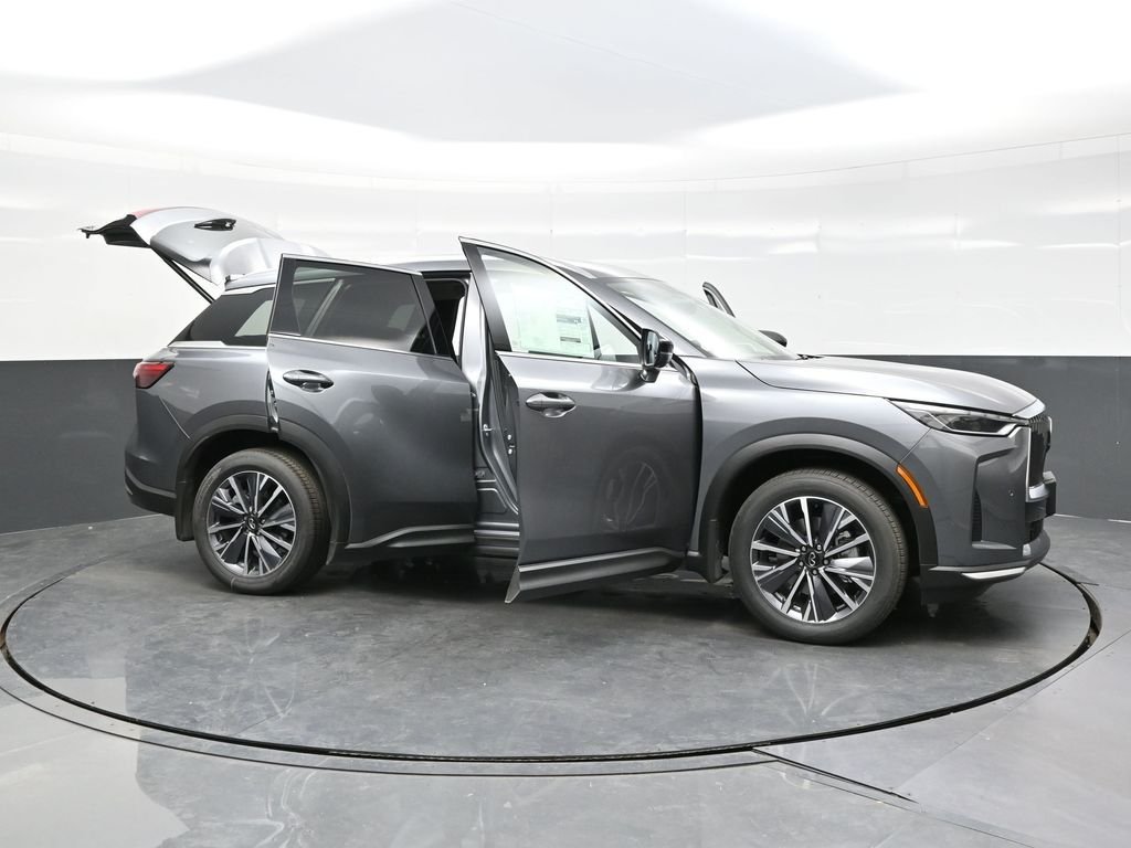 New 2027 GRAPHITE SHADOW INFINITI Luxe AWD image 51
