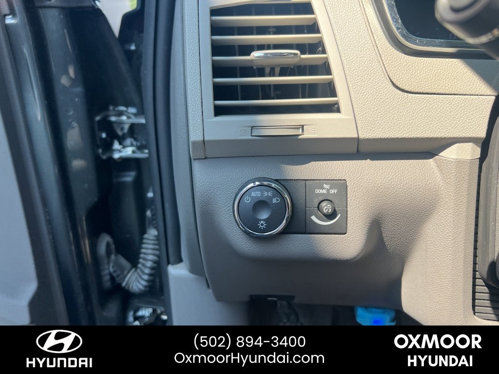 Used 2009 Cyber Gray Metallic Chevrolet LS image 9