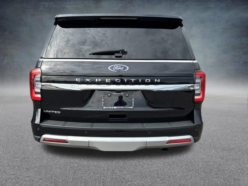 Used 2024 Black Ford Limited image 4