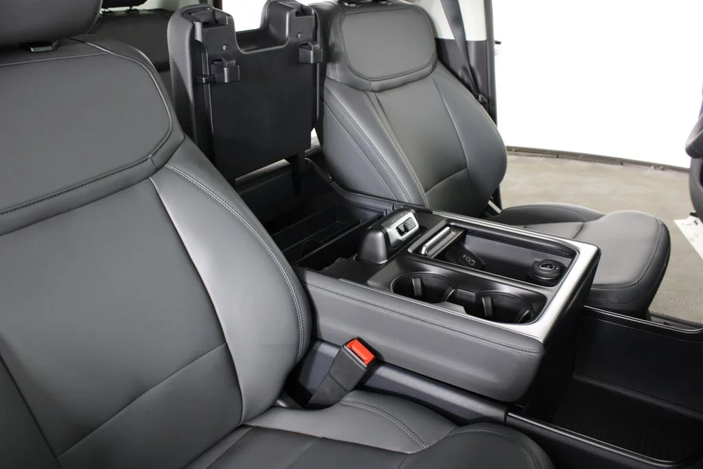 New 2026 Star White Metallic Tri-Coat Ford Active image 21