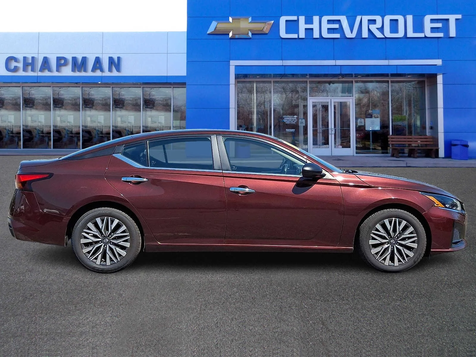 2024 Nissan Altima SV - Photo 7