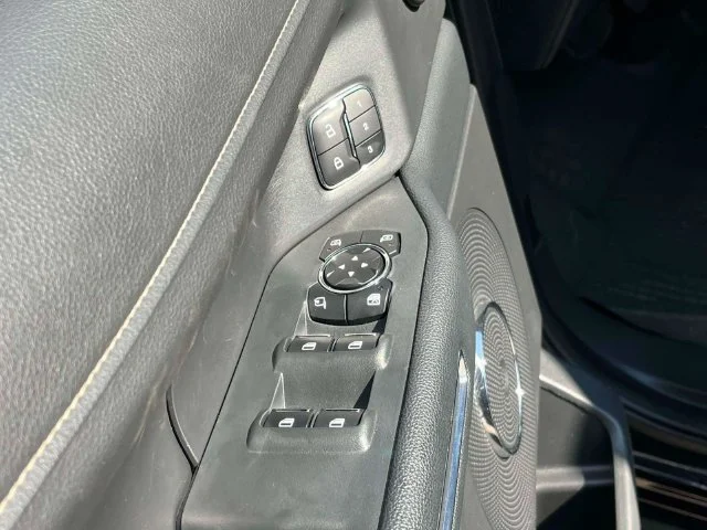 Used 2023 Black Metallic Ford XLT image 28