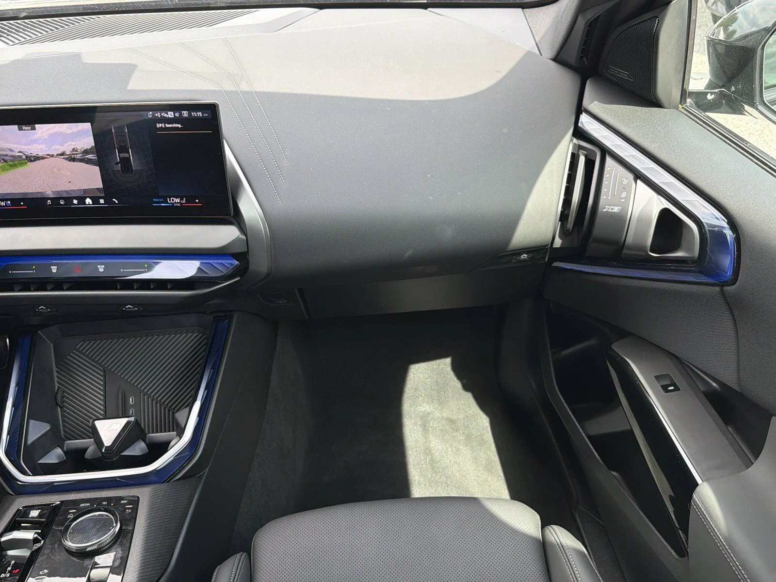 New 2026 Black Sapphire Metallic BMW 30 xDrive image 18