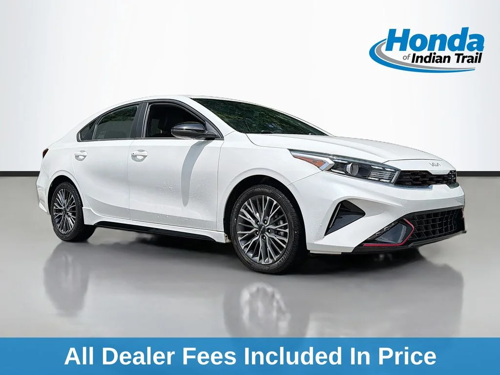 2022 Kia Forte GT-Line AT's photo