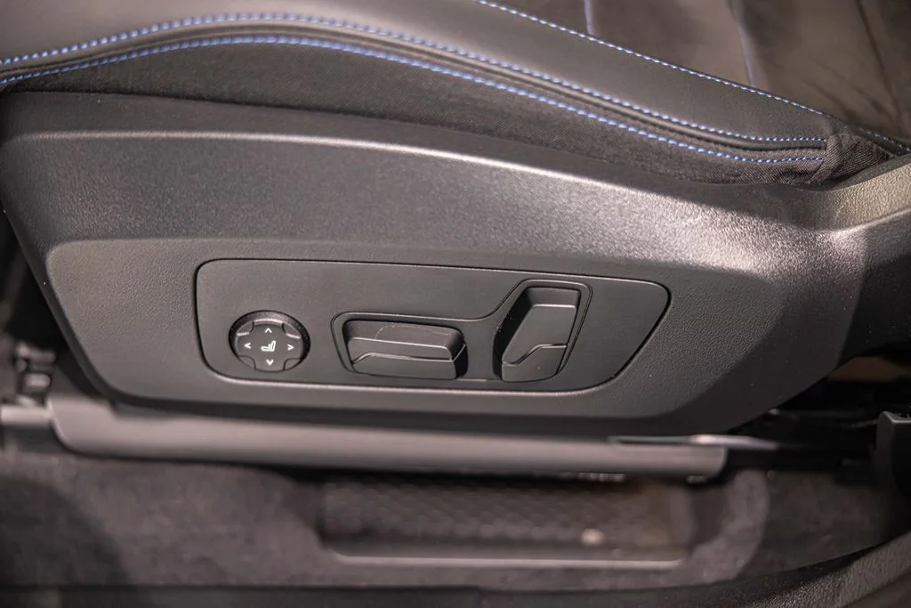 Used 2026 Gray BMW M35i image 23