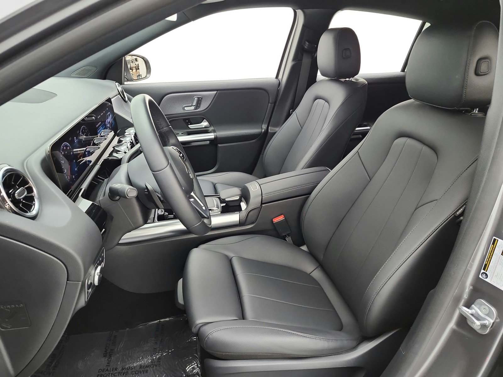 Used 2023 Mountain Grey Metallic Mercedes-Benz GLA 250 SUV image 15