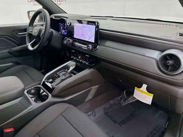 New 2026 Summit White Chevrolet LT image 31