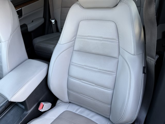 Used 2019 Modern Steel Metallic Honda Touring AWD image 10