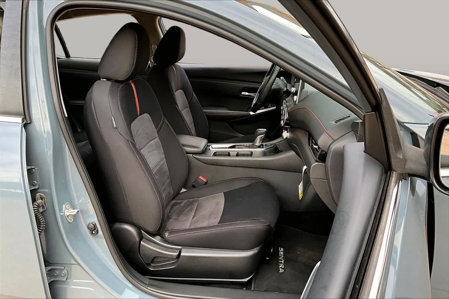 Used 2024 Atlantic Gray Metallic Nissan SR image 9