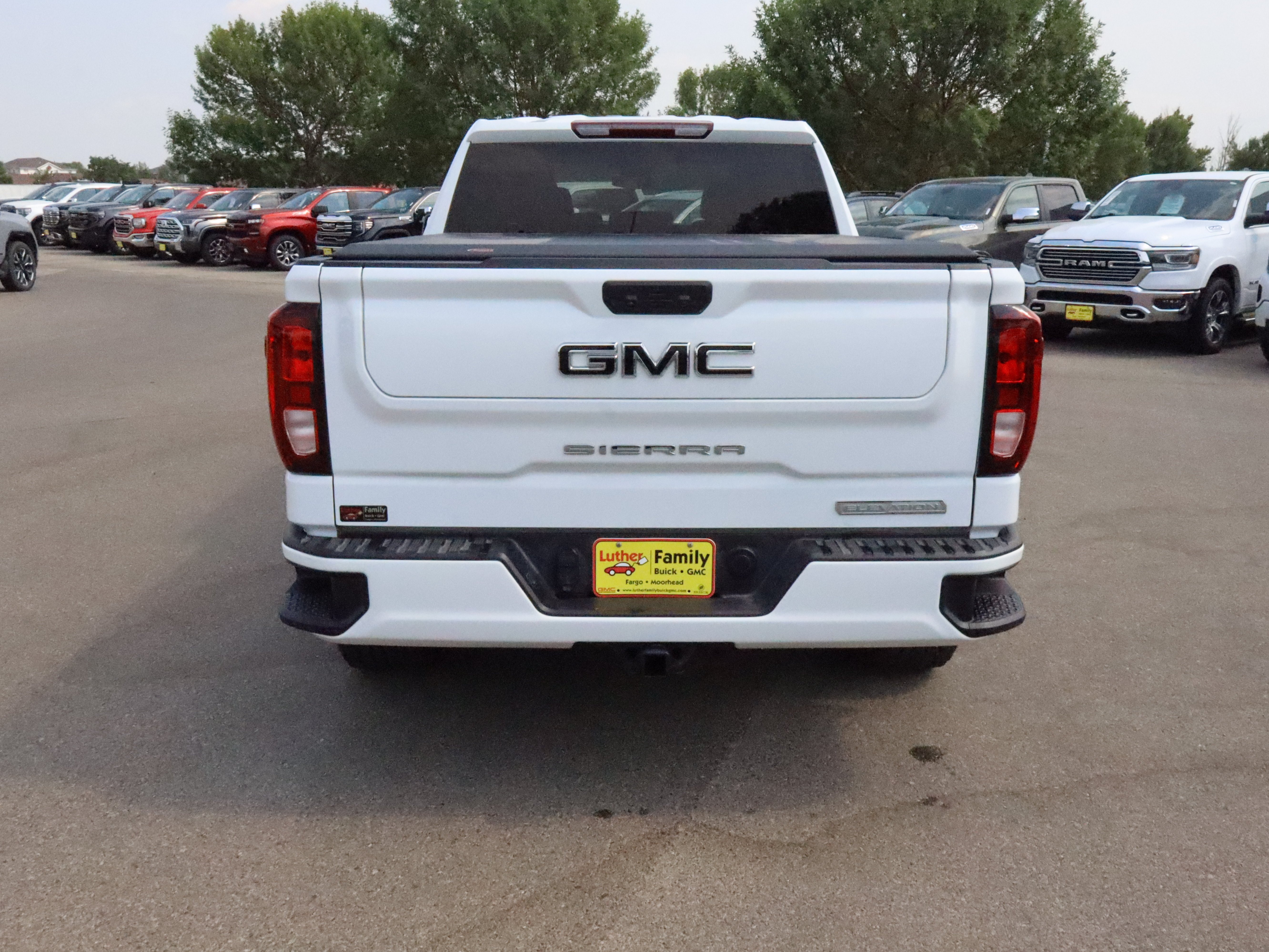 2023 GMC Sierra 1500 Elevation - Photo 6
