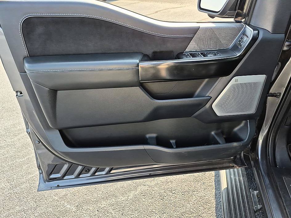 Used 2023 Gray Metallic Ford Platinum image 14
