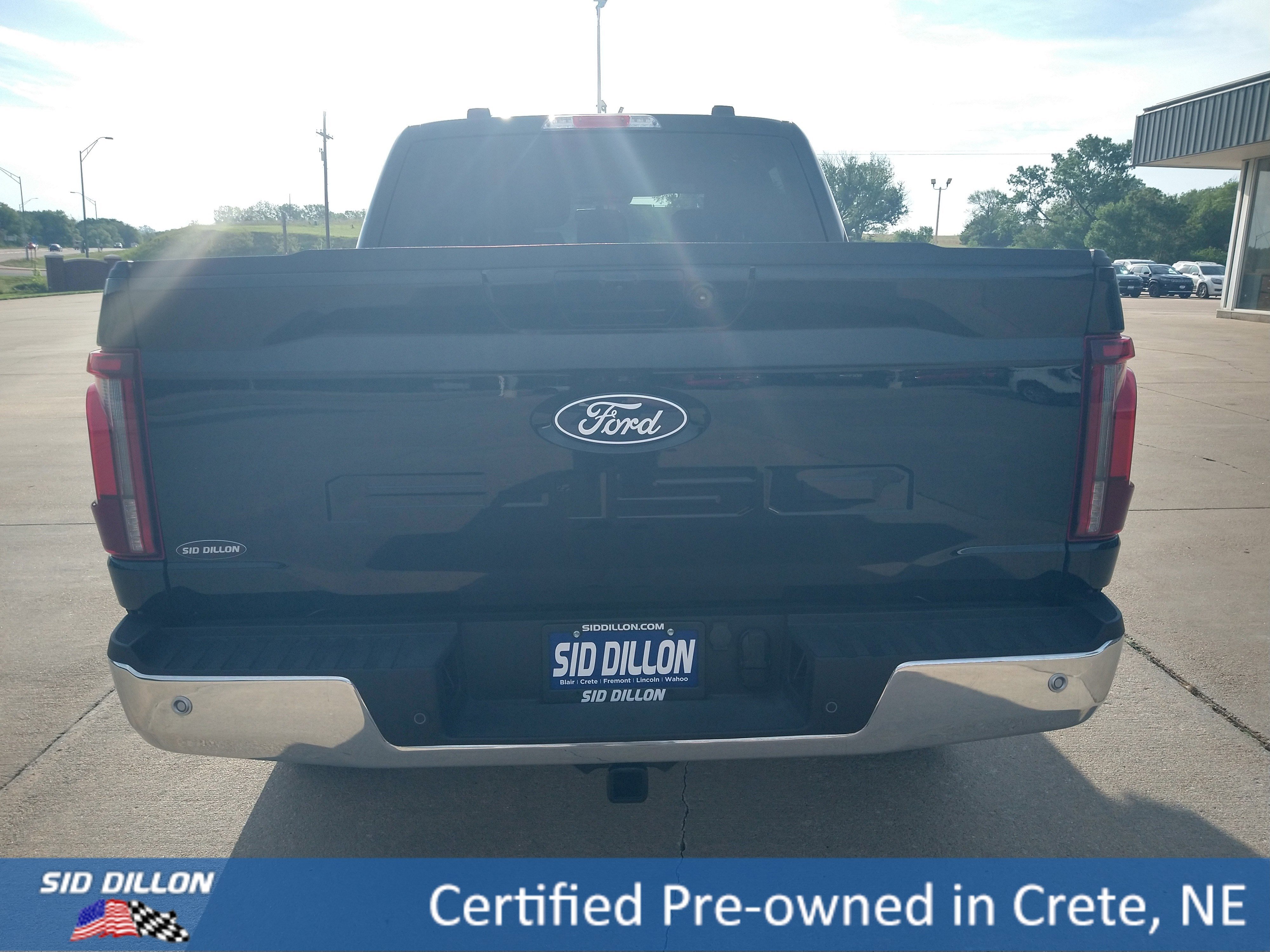 Certified Used 2025 Agate Black Metallic Ford LARIAT image 16