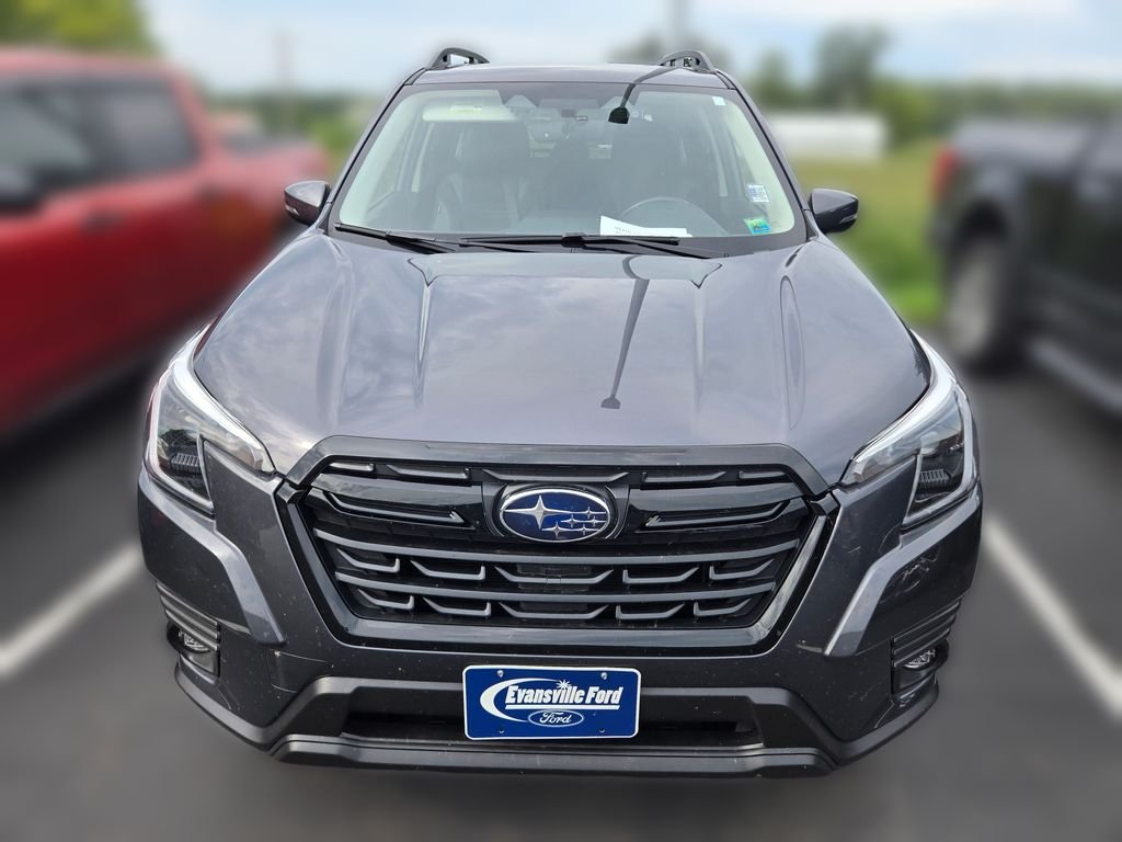 Certified Used 2024 Magnetite Gray Metallic Subaru Limited image 2
