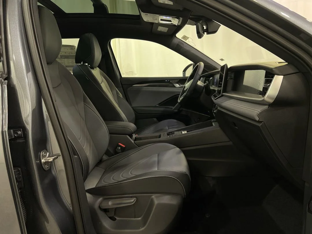 2026 Volkswagen Tiguan SE R-LINE BLACK - Photo 15