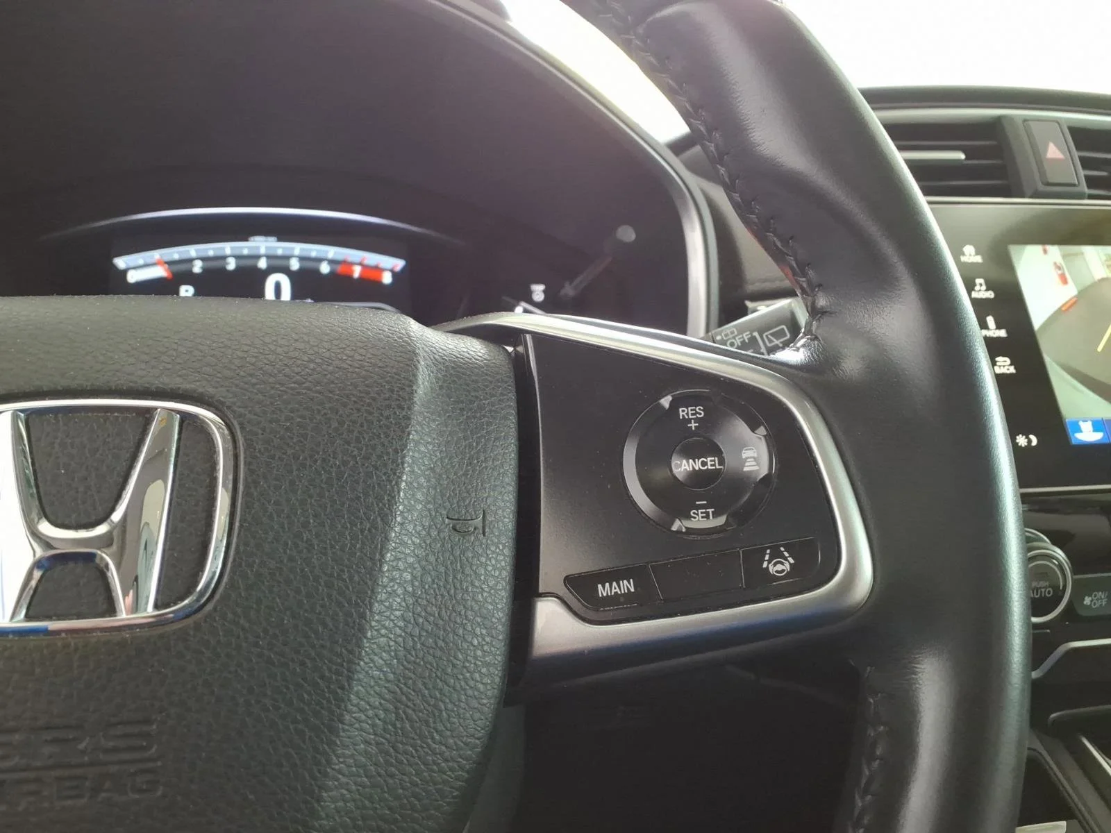 Certified Used 2019 Platinum White Pearl Honda EX-L image 28
