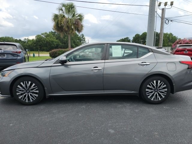 Used 2023 Gray Nissan 2.5 SV image 11