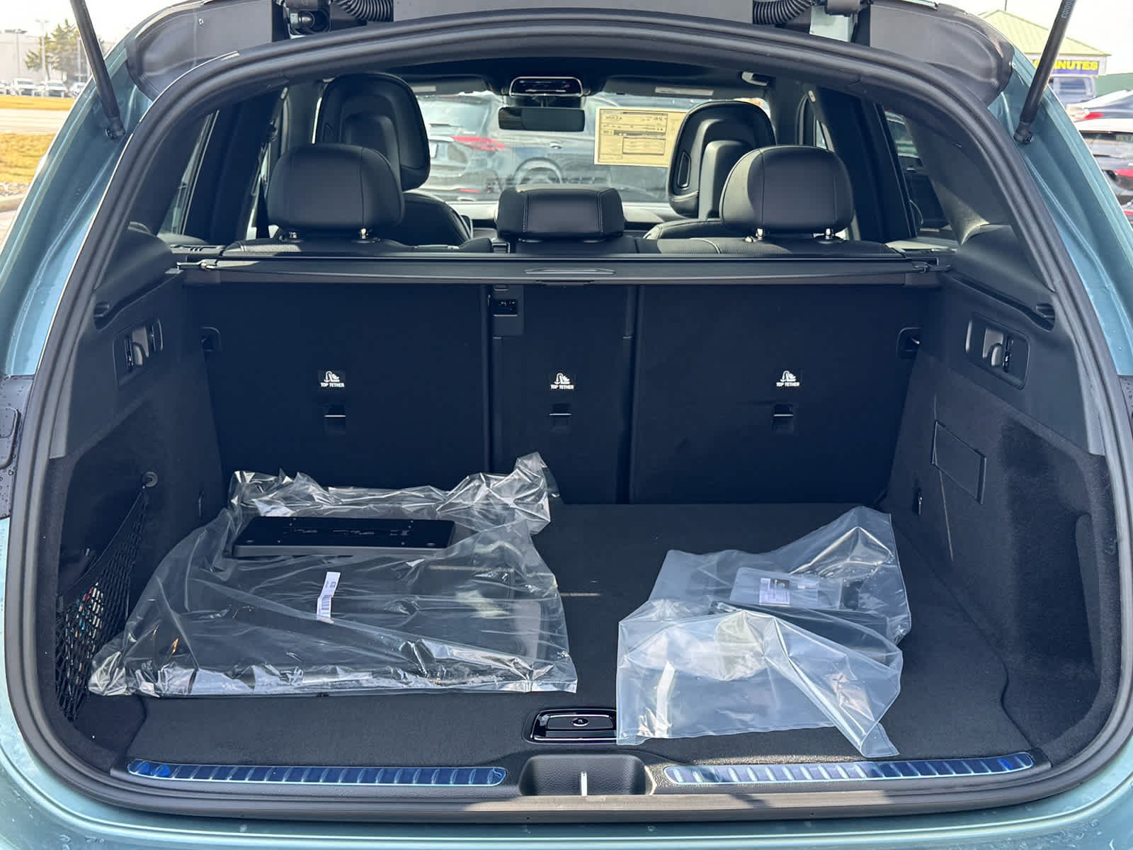 New 2026 Verde Silver Metallic Mercedes-Benz GLC 300 image 11