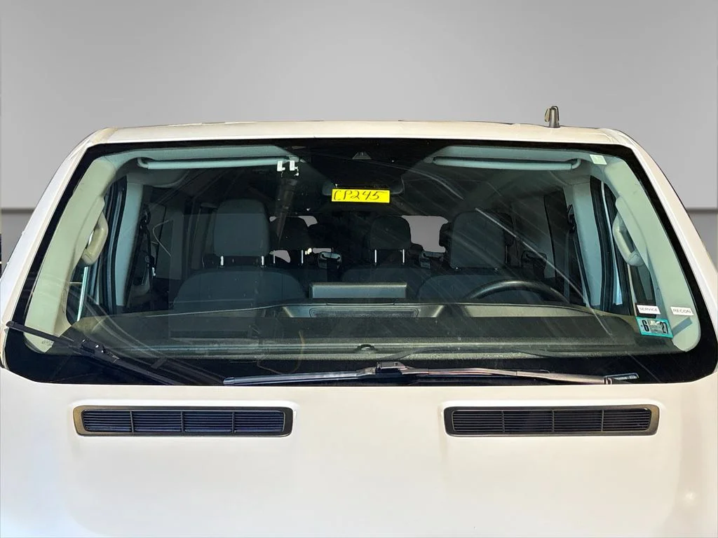 Certified Used 2024 Oxford White Ford XLT image 14