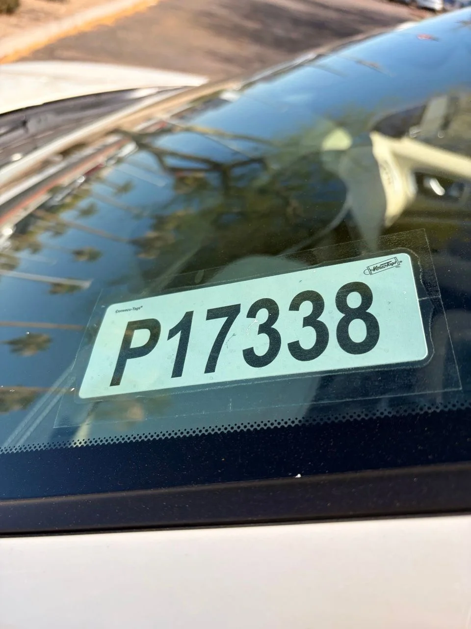 Used 2020 Majestic White INFINITI Pure image 32