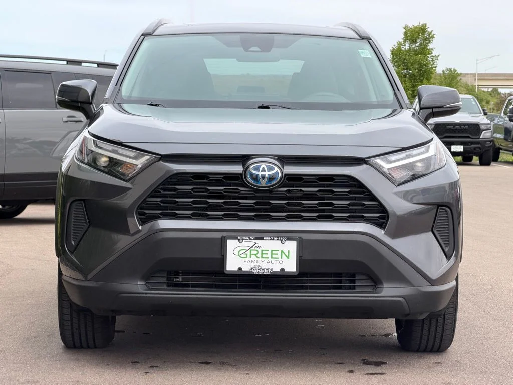 Used 2022 Gray Toyota XLE image 6