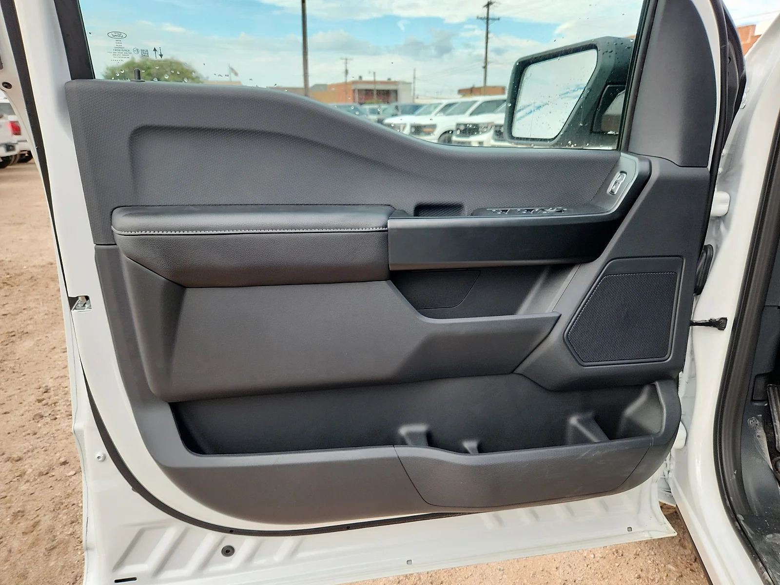 New 2026 Oxford White Ford STX image 14