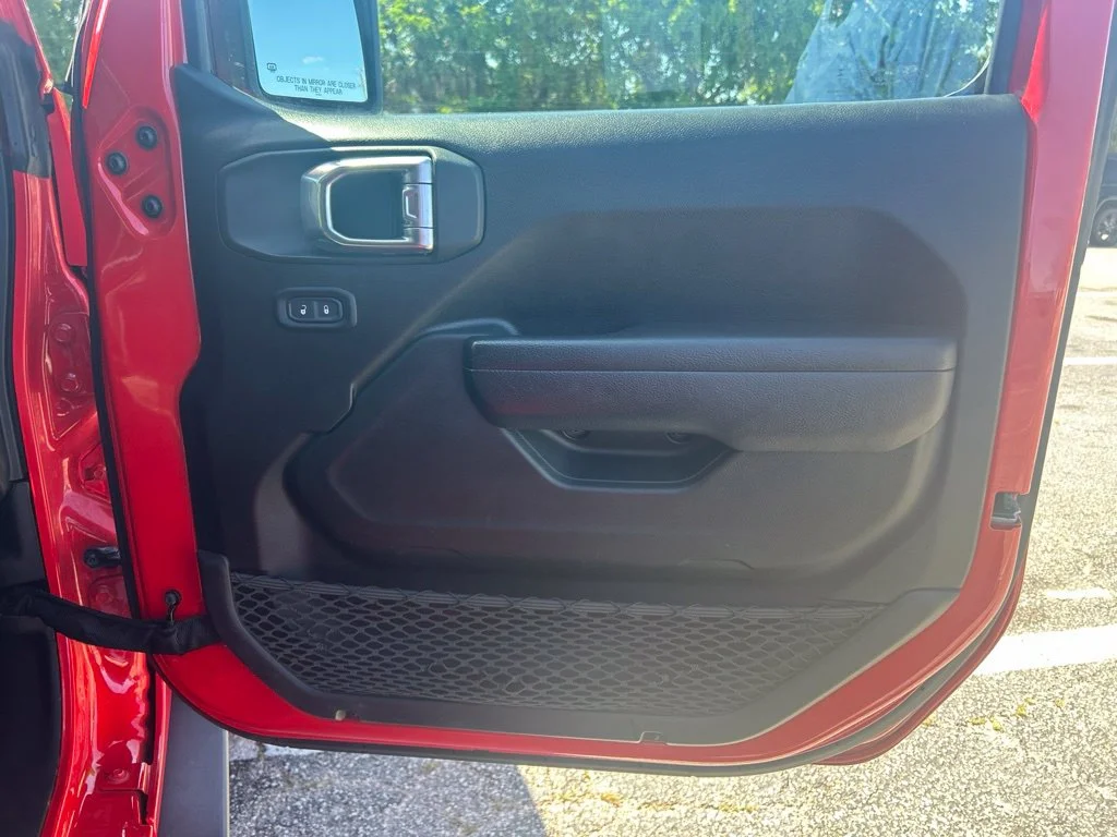 Used 2024 Red Jeep Sport S image 26