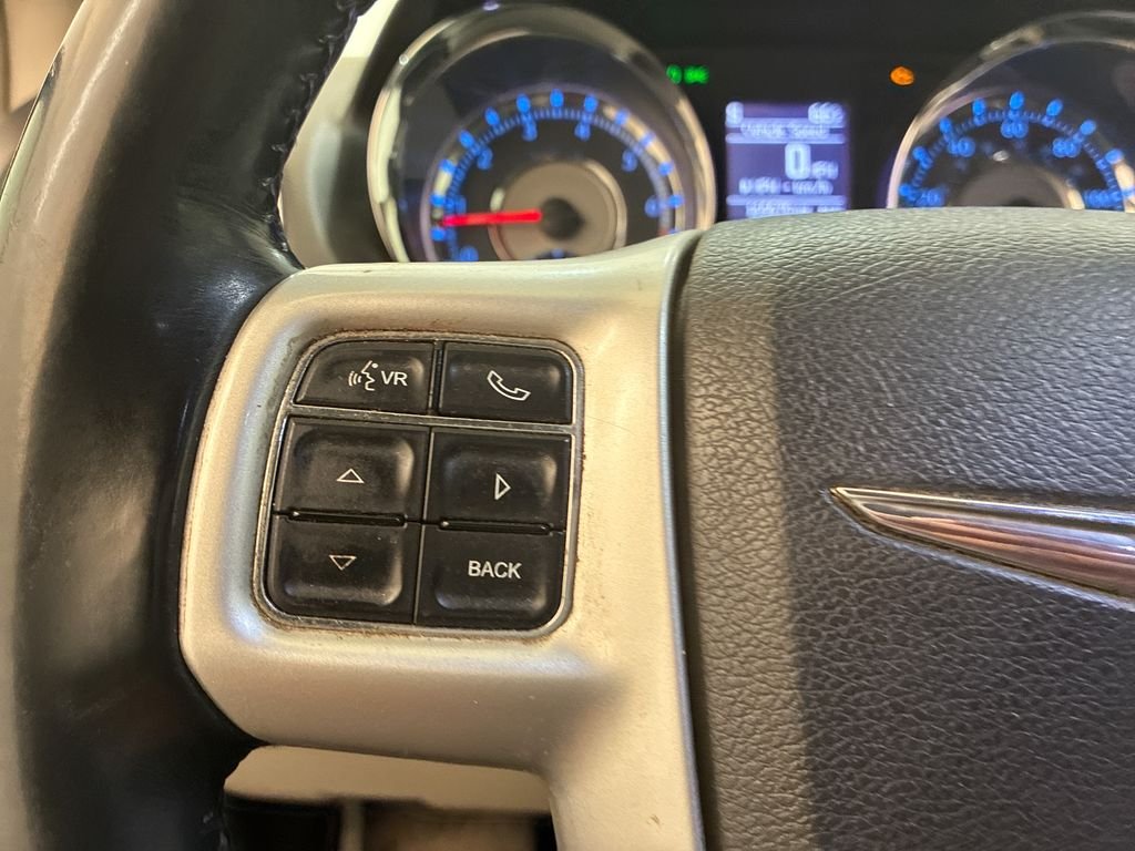 Used 2014 Black Chrysler Touring image 20