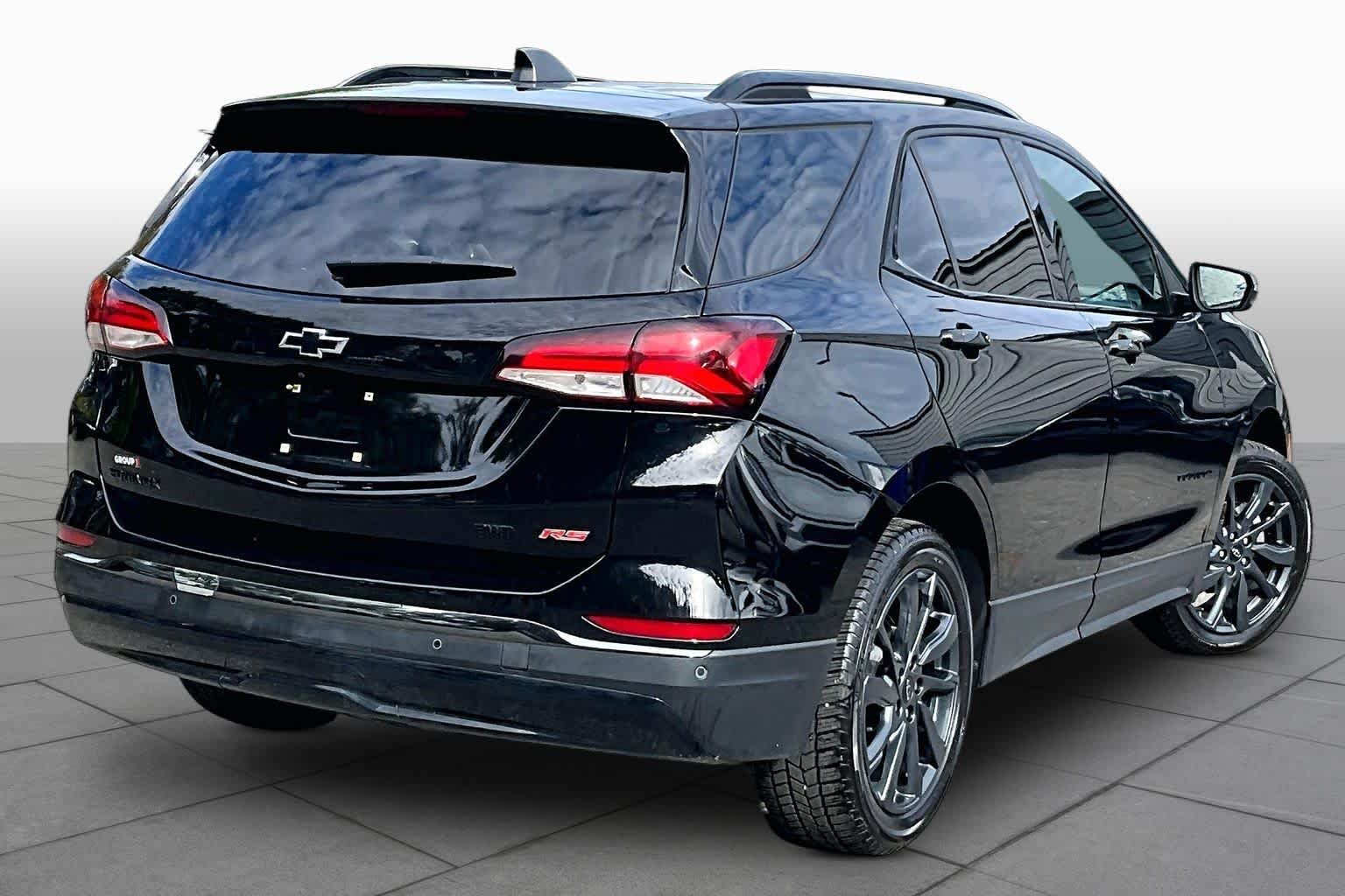 Used 2023 Mosaic Black Metallic Chevrolet RS image 13