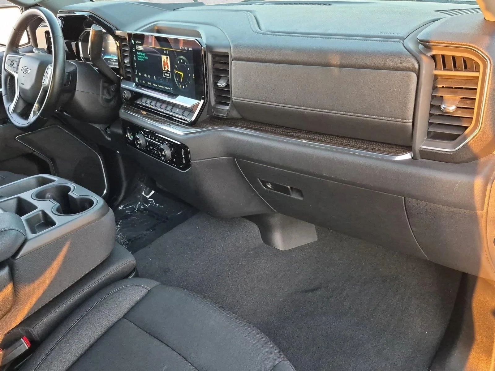 Used 2023 Summit White Chevrolet RST image 21