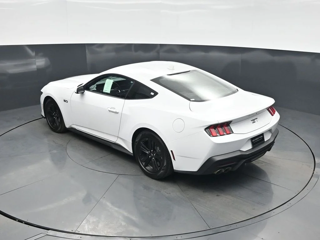 New 2026 Oxford White Ford GT image 36