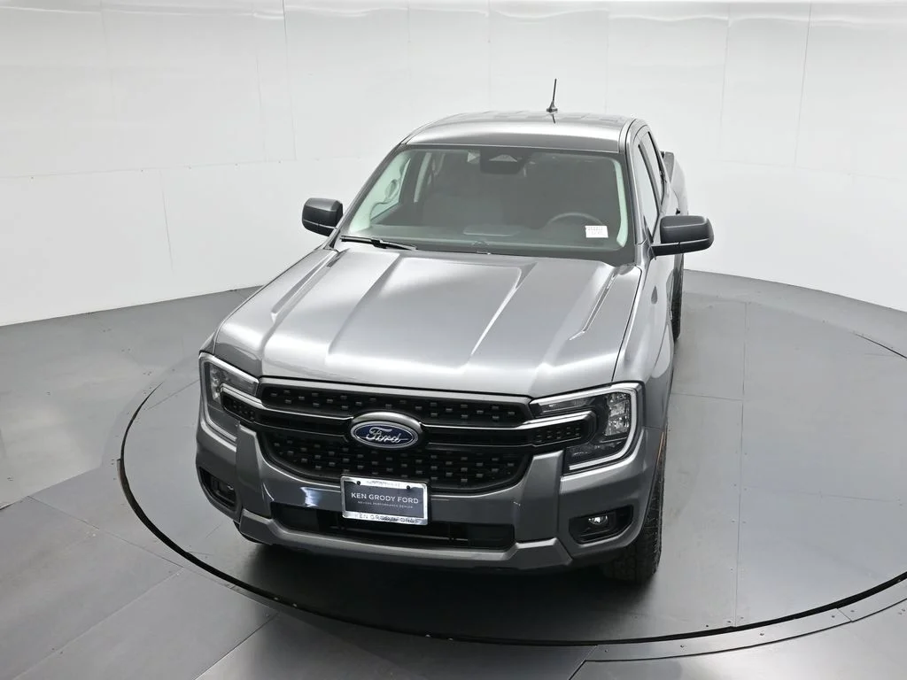 New 2025 Gray Ford XL image 35