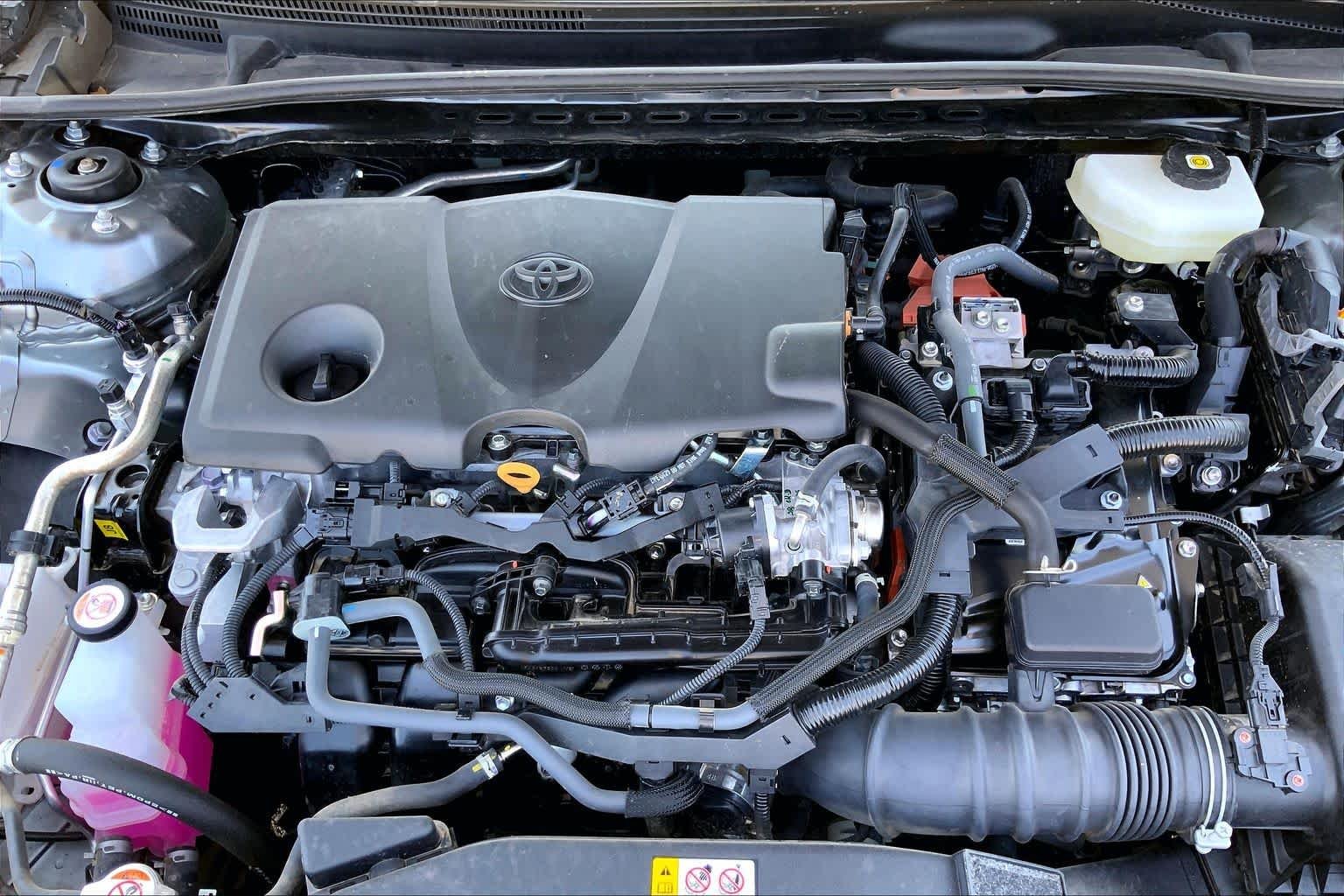 Used 2025 Heavy Metal Toyota XSE image 32
