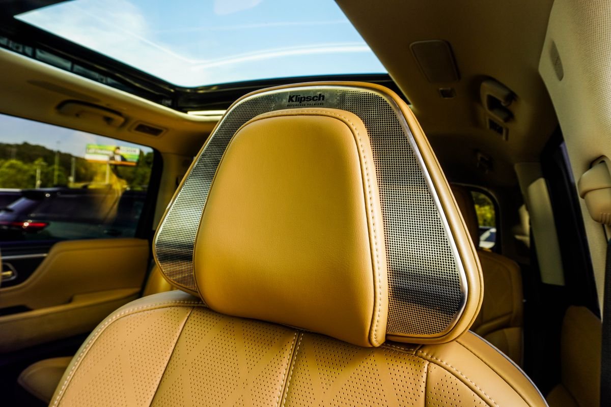 Used 2025 Black INFINITI SENSORY image 41