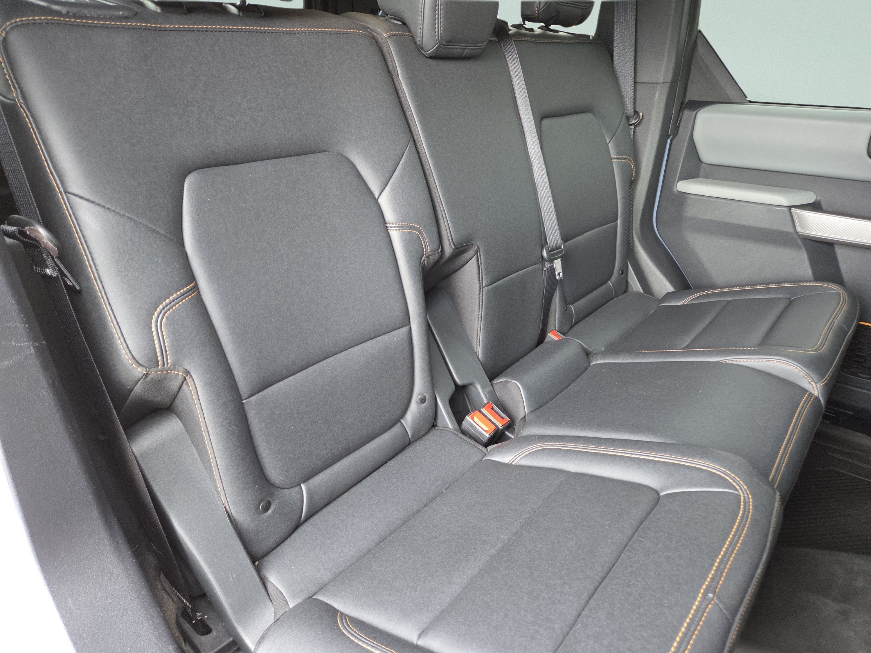 Certified Used 2023 Azure Gray Metallic Ford Badlands image 5