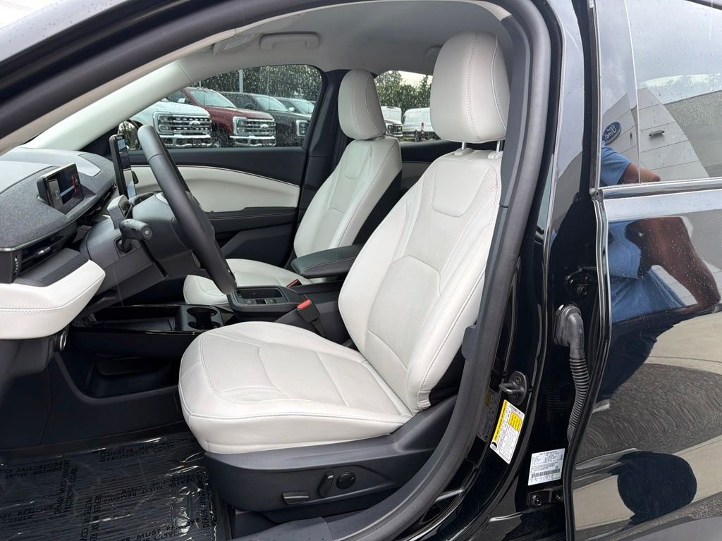 Used 2025 Shadow Black Ford Premium image 10