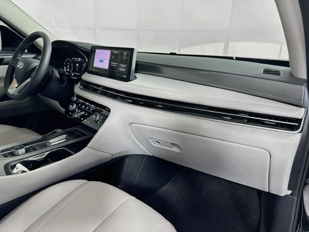 Certified Used 2027 Black INFINITI LUXE image 41